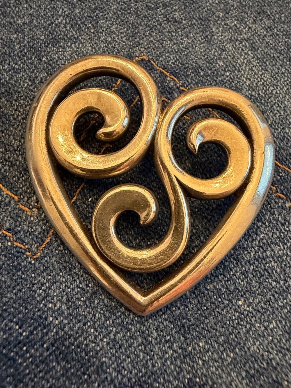 James Avery swirl heart pendant-Retirec